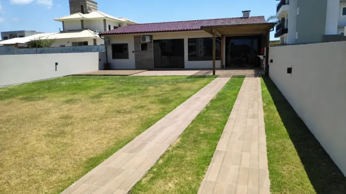 ALUGUEL CASA VILLAGE IMBITUBA