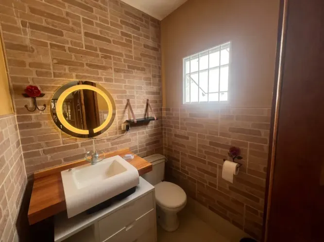 LINDA CASA TÉRREA com 3 SUITES,PARA LOCAÇÃO EM TREMEMBÉ/SP