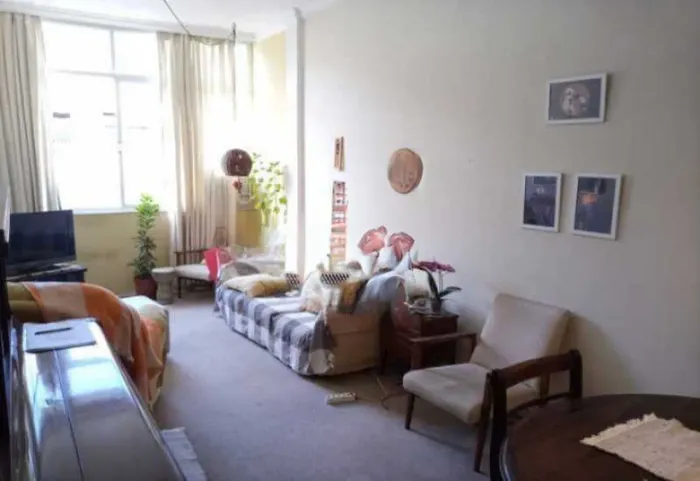 Apartamento : / Residencial / Laranjeiras