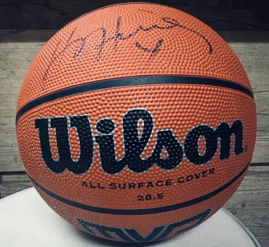 Bola de Basquete Autografada Hortência 