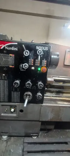 Torno Mecânico Nardini Nodus 250.