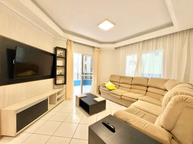 Apartamento Aluguel Anual em Itapema com 3 Quartos, com terraço e piscina privativa - Próx