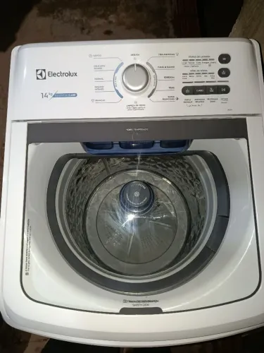 Máquina de lavar Eletrolux 14 kg