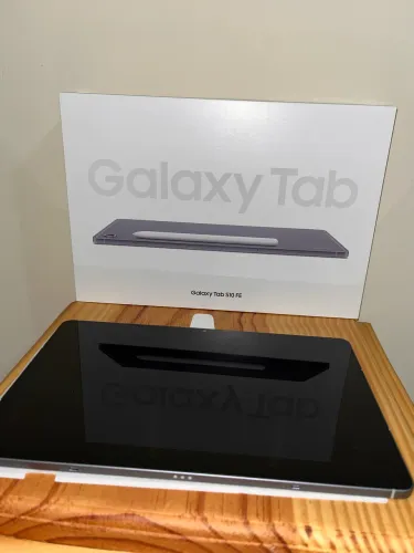 Tablet Samsung S10 FE, 8gb, 128gb, cor cinza.