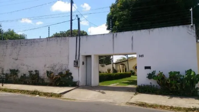 CASA/ SÍTIO NA MESSEJANA
