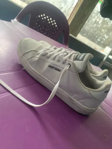 TENIS DA MORMANI 80$