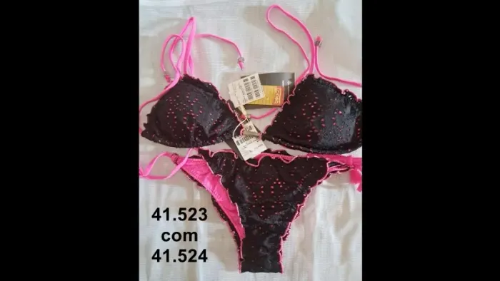 41.523 com 41.524 SOUT.  44 LARGE  CORTININHA E COSTURA FRU FRU  COM BIQUINI STRING TAM "G
