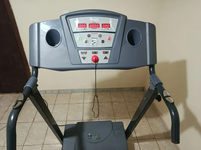 Esteira Dreams Fitness