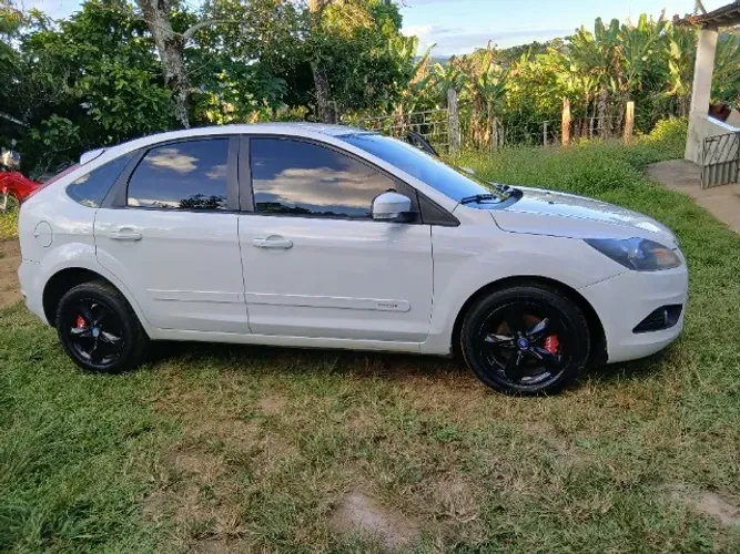 Ford Focus 1.6 S/se/se Plus Flex 8v/16v 5P 2013