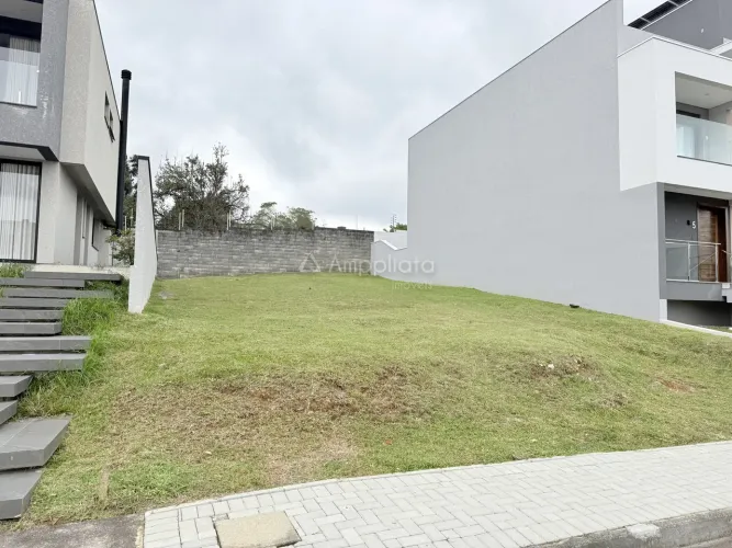 Terreno em Condomínio Fechado à Venda Royal Santa Felicidade