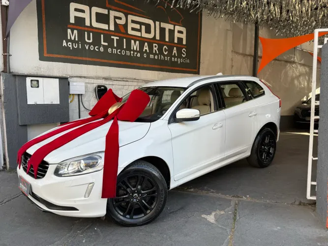Volvo XC-60 XC 60 T-5 Dynamic 2.0 FWD Turbo Gasolina 4P AUT 2016