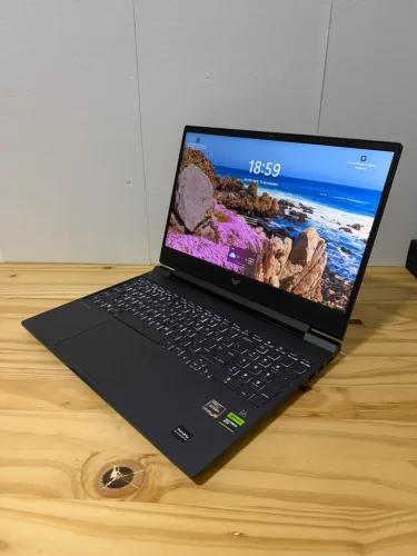 Notebook Gamer HP Victus - AMD Ryzen 5 7535HS / RTX 2050 / 16GB DDR5 / Tela 144Hz