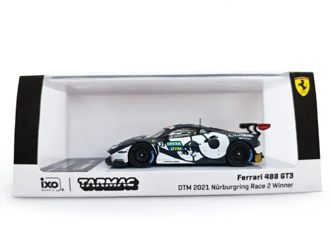 Miniatura Tarmac Works + IXO Ferrari 488 GT3 - 1/64
