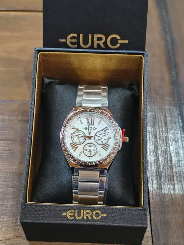 Relógio feminino Euro novo original e 15 meses de garantia 
