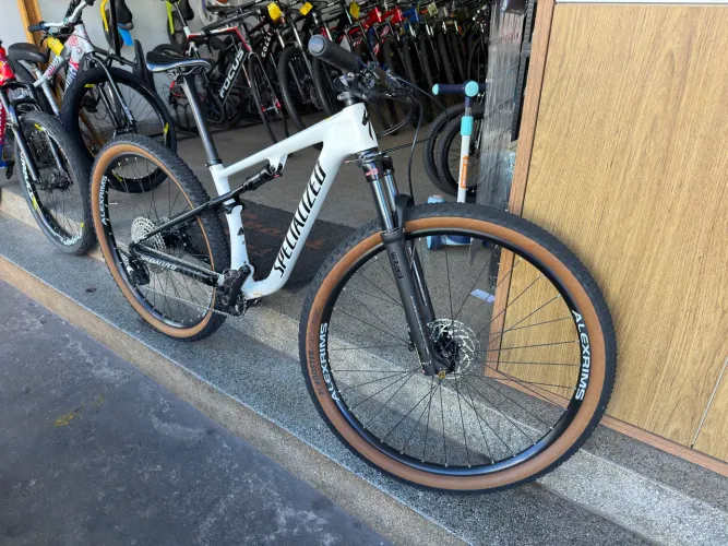 Bike Specialized Epic Pró 2021