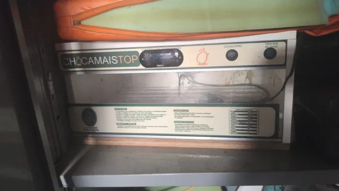 Chocadeira Automática ChocaMaisTop 100 Ovos - Perfeito Estado / Pronta para Uso!<br>