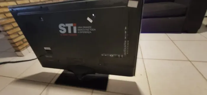 Televisão semp toshiba