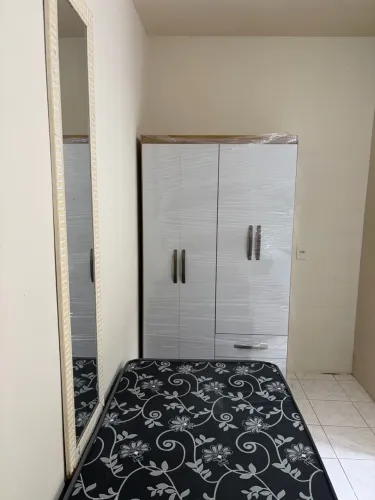 Kitnet mobiliada para uma pessoa 