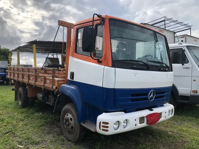 Mercedes 712 C ano 1999 carroceria 