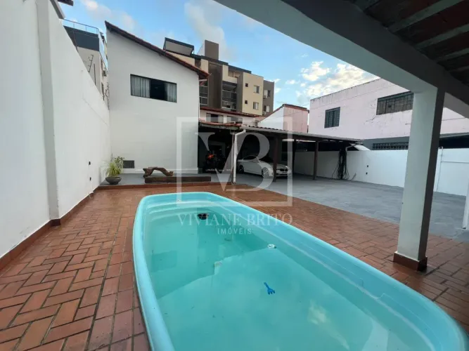Casa à venda com piscina aquecida no bairro Novo Guarujá, Betim