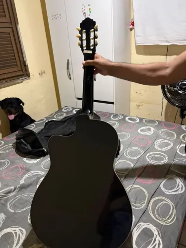 Violão eletrico