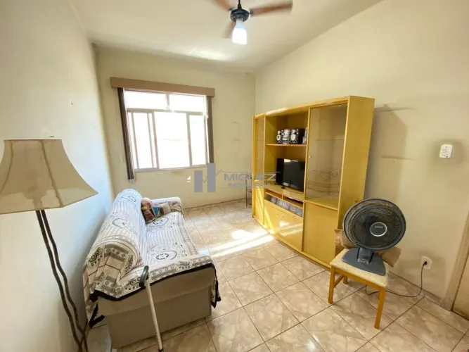 À Venda: Apartamento com 2 Quartos 1 Vaga na Praça Saens Pena - Tijuca