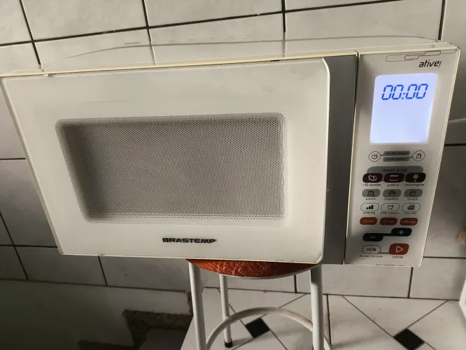 Microondas Brastemp ative com grill 30l.  127v.