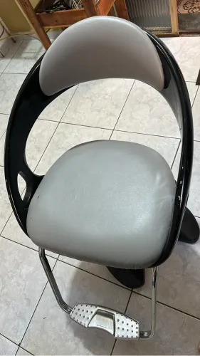 Vendo cadeira de salao