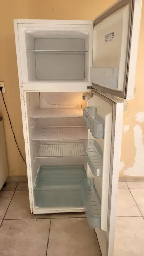 Geladeira Eletrolux 2 portas 