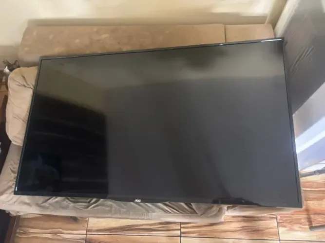TV AOC 58''