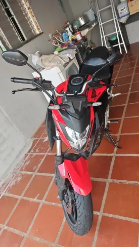 Honda CB300F