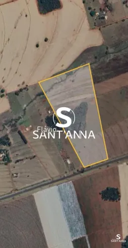 Sítio à venda na zona rural de Indiaporã-SP, com 5 alqueires e excelente localização. REF: