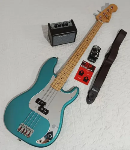 Baixo Fender Mexicano Azul Usado