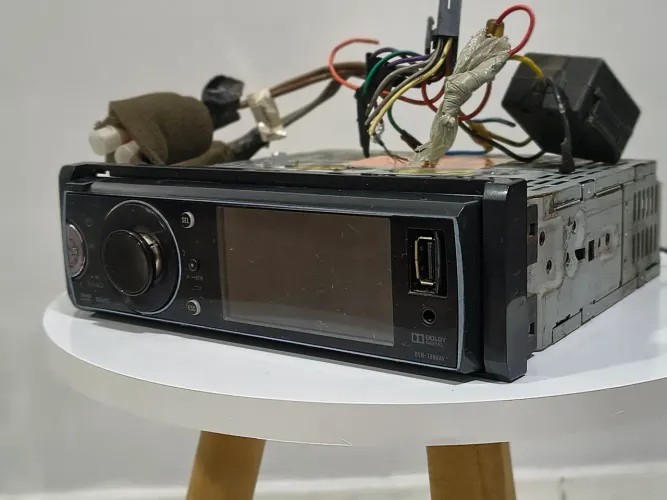 DVD Player Automotive Pioneer DVH-7580AV (1 DIN com Tela de 3") + Chicote Original
