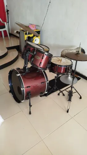 Troco Bateria acústica por eletrônica com volta minha.