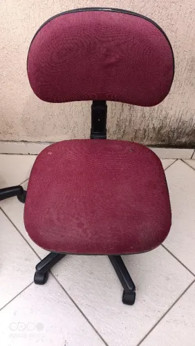 Cadeira para escritório.