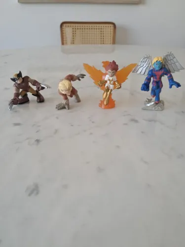 4 bonecos Marvel Super Hero Squad X-Men