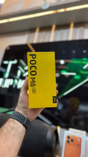 Poco M8 5G - Lacrado