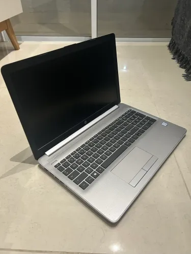 Notebook HP 250 G7 - Intel Core I5 8a gen / 8gb RAM / 256gb SSD