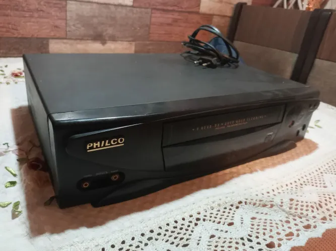 Vídeo cassete Philco PVC-4H10