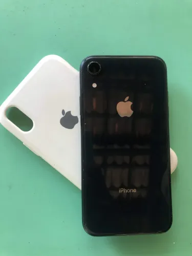 Iphone xr todo original, troco por outro iPhone