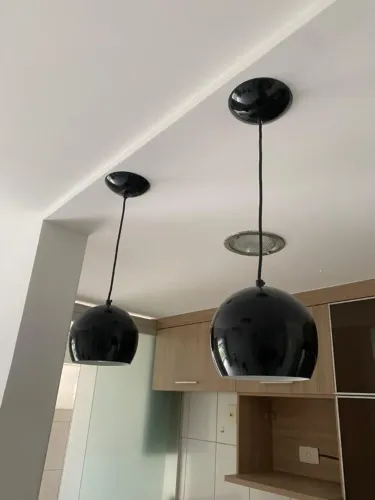 Conjunto de Luminárias Modernas em Preto