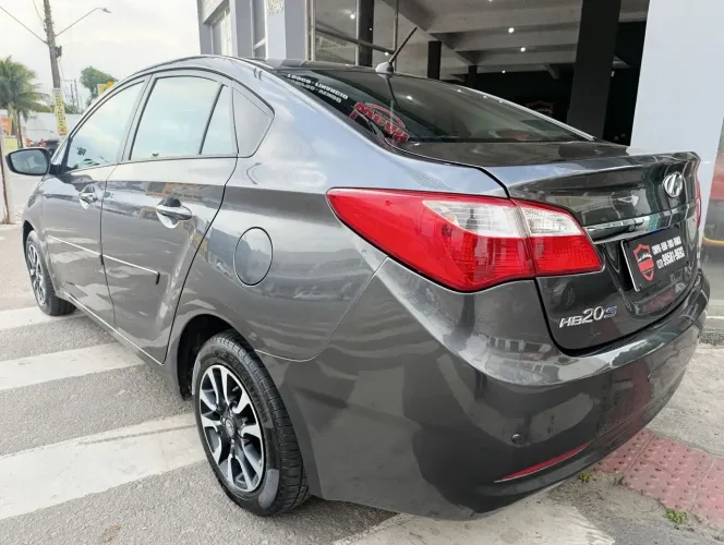 Hyundai HB20S C.style/c.plus1.6 Flex 16V Aut. 4P 2014