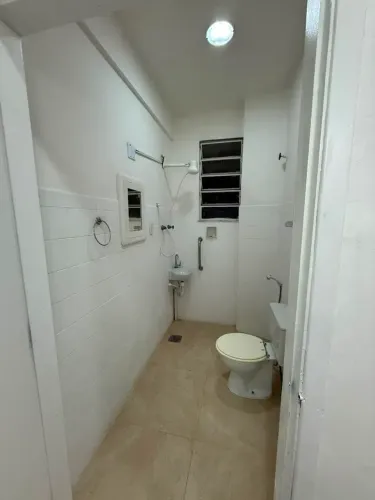 Imóvel para aluguel possui 33 metros quadrados em Catete - Rio de Janeiro - RJ