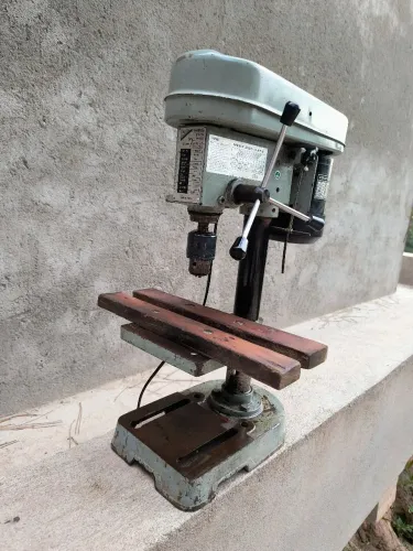 Furadeira de bancada