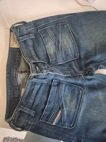 Calça jeans Diesel Wenga Feminina 34