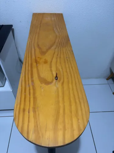 Balcão com perna de ferro
