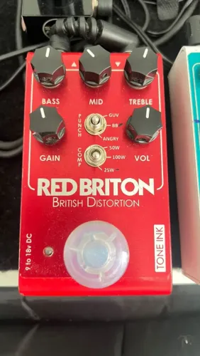 Pedal red Britton