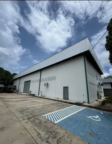 GALPÃO 750M² - FLÔRES