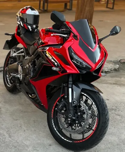 HONDA CBR650R 24/24